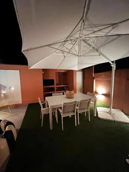 Apartment With Terrace 5 Minutes From Marques De Pombal Lisbon
