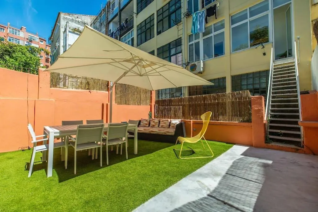 Apartment With Terrace 5 Minutes From Marques De Pombal Lisbon