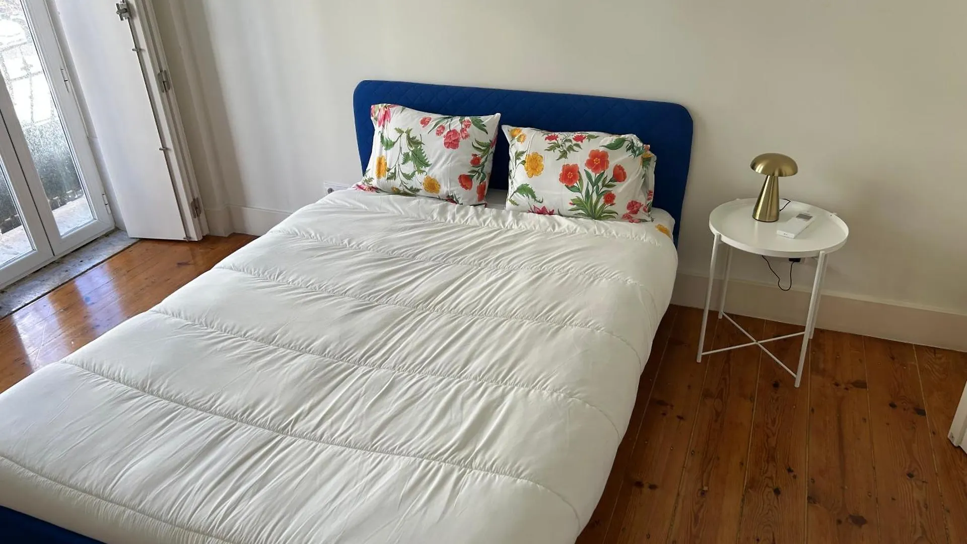 Apartment With Terrace 5 Minutes From Marques De Pombal Lisbon